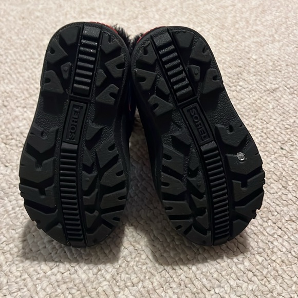Toddler sorel snow boots - Picture 4 of 4